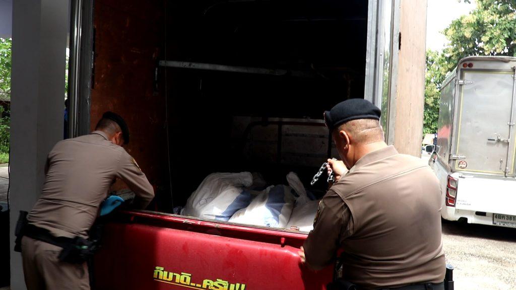 ตำรวจอุตรดิตถ์ ปส.ภาค 6 ปกครองอำเภอ จับยาบ้าล๊อตใหญ่ เกือบ 1.5 ล้านเม็ด ซื้อขายตลาดมูลค่ากว่า 15 ล้านบาท พร้อมผู้ต้องหา ชาย-หญิง 4 คน (มีคลิป) 31 Image44 1