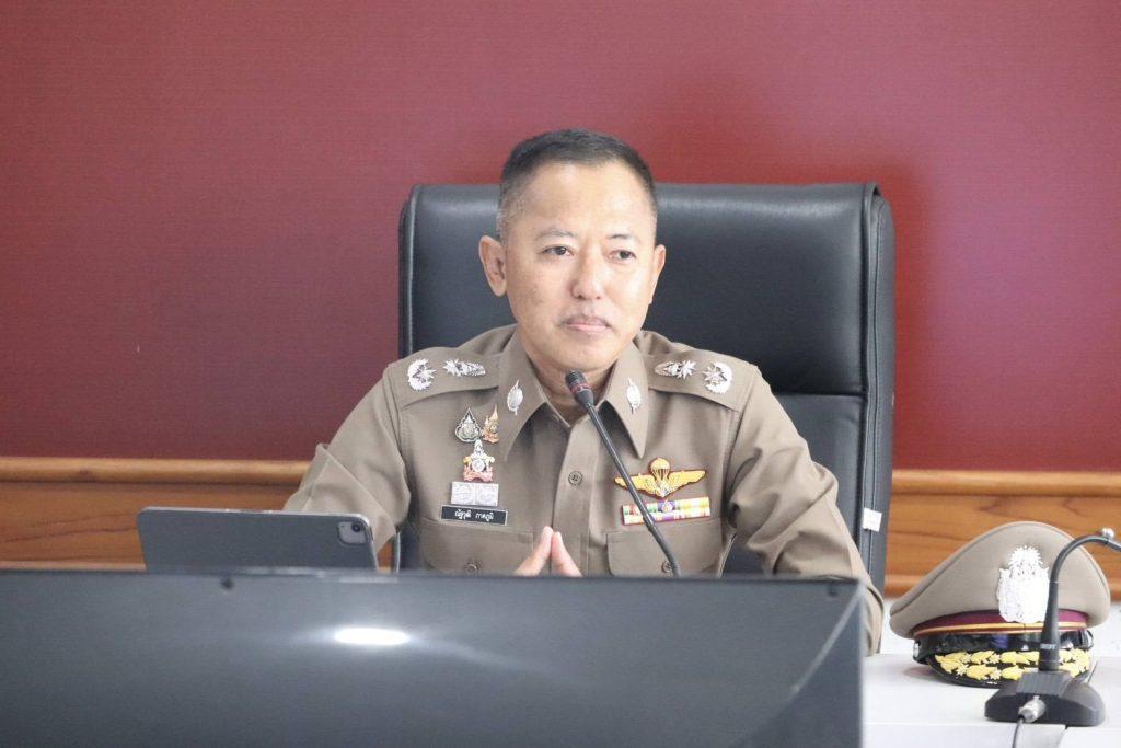 รอง ผบช.ภาค 6 จ.พิษณุโลก มอบเงินคืน สาวชาวเชียงราย วัย 22 ปี 1.9 ล้าน หลังถูกแก๊งคอลลวง 7 05