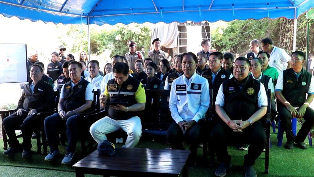 รองนายก “ธรรมนัส” จัด 3 โครงการ เร่งแก้น้ำท่วมอุตรดิตถ์ อนุมัติด่วน 30 ล้าน สร้างสะพานน้ำทดแทนพัง ช่วยเกษตรกร ชลประทานติดตั้ง 3 เครื่องสูบน้ำ ช่วยข้าวตั้งท้อง (มีคลิป) 21 Image57 1