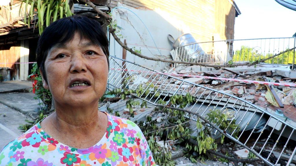 “อุตรดิตถ์” ตึกห้องแถวท่าสัก ตลาด 100 ปี พิชัย ถล่มตกลงแม่น้ำน่าน 5 หลัง เสี่ยงนับ 10 หลัง เจ้าของบ้านเล่านาทีระทึก! “รอดหวุดหวิดก่อนตึกถล่ม” (มีคลิป) 33 Image28 1