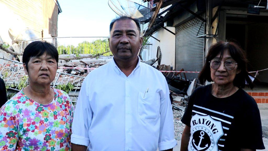 “อุตรดิตถ์” ตึกห้องแถวท่าสัก ตลาด 100 ปี พิชัย ถล่มตกลงแม่น้ำน่าน 5 หลัง เสี่ยงนับ 10 หลัง เจ้าของบ้านเล่านาทีระทึก! “รอดหวุดหวิดก่อนตึกถล่ม” (มีคลิป) 32 Image30 1