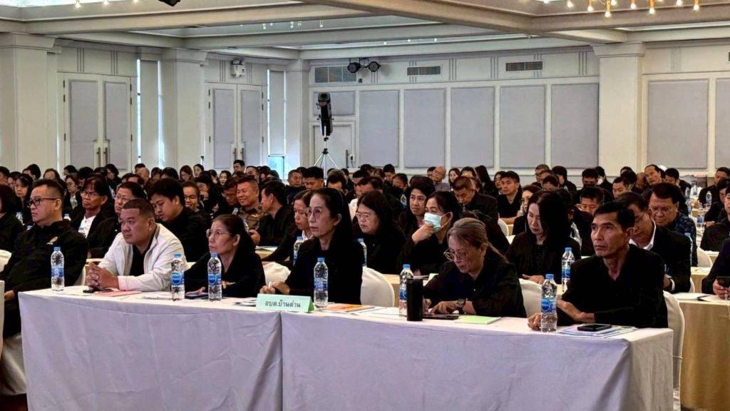 กกต.อุตรดิตถ์ พร้อมรับศึกเลือกตั้ง อบต.สมัคร 1-5 ธค.นี้ ห้ามจัดรื่นเริง เจ้ามือ-เจ้าสำนัก หมดสิทธิ์ลง วันเลือกตั้งห้ามใส่เสื้อตรงหมายเลขผู้สมัครเข้าคูหา 18 Image4 2