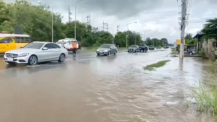 ชาวบ้านหาดกรวด เฮ! กรมทางหลวง จัดงบปี 69 เกือบ 50 ล้าน แก้น้ำท่วมซ้ำซาก ถนนสาย 11 พิษณุโลก-อุตรดิตถ์ - เด่นชัย หลักกิโลเมตรที่ 313-315 ชัยมงคล – บึงหลัก 30 Image17