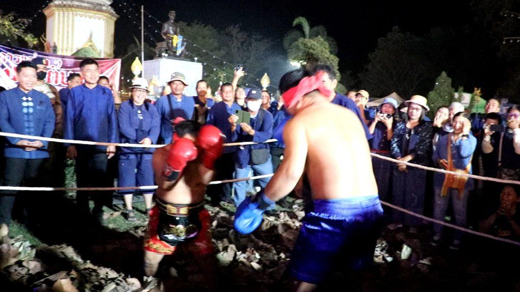 “อุตรดิตถ์” เปิดงานประเพณีบุญกองข้าวเปลือกและหุ่นฟางเมืองพิชัย คึกคัก! "สืบสานพระราชปณิธาน พระพันปีหลวง” นำฟางจากนาข้าว ทำเป็นสัตว์น้ำ สัตว์ป่า 13 ชนิด (มีคลิป) 30 Image29 1