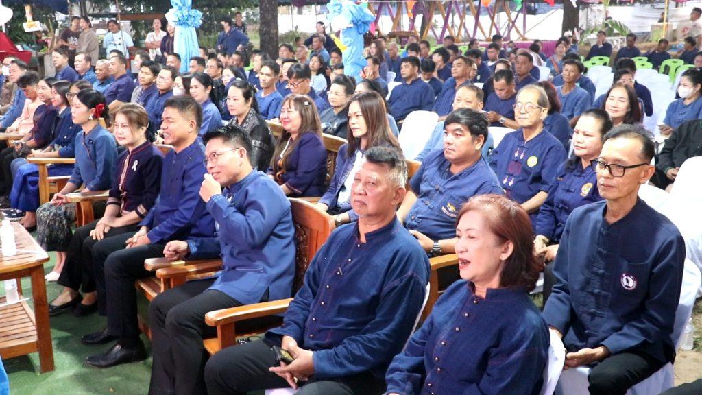 “อุตรดิตถ์” เปิดงานประเพณีบุญกองข้าวเปลือกและหุ่นฟางเมืองพิชัย คึกคัก! "สืบสานพระราชปณิธาน พระพันปีหลวง” นำฟางจากนาข้าว ทำเป็นสัตว์น้ำ สัตว์ป่า 13 ชนิด (มีคลิป) 21 Image47 2