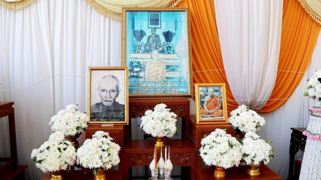 "งามตระการตา"ขบวนแห่เปิดงานนมัสการพระแท่นศิลาอาสน์ เครื่องนมัสการบูชาพระแท่น เทิดพระเกียรติ 3 วัฒนธรรม ล้านนา ล้านช้าง ภาคกลาง ทั้ง 9 อำเภอ (มีคลิป) 12 Image14 3