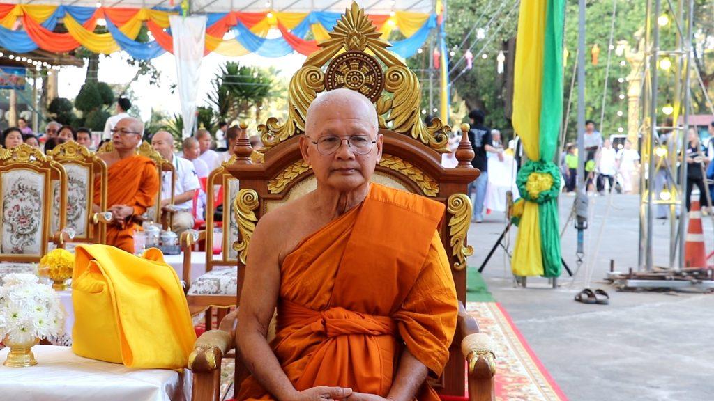 "งามตระการตา"ขบวนแห่เปิดงานนมัสการพระแท่นศิลาอาสน์ เครื่องนมัสการบูชาพระแท่น เทิดพระเกียรติ 3 วัฒนธรรม ล้านนา ล้านช้าง ภาคกลาง ทั้ง 9 อำเภอ (มีคลิป) 14 Image24.1