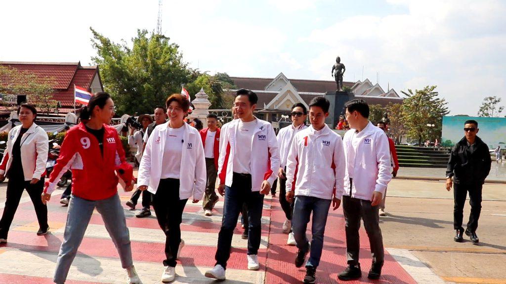 “ชาวอุตรดิตถ์ เรือนหมื่น” แห่ฟัง “ยศชนัน" แคนดิเดตนายกรัฐมนตรี พรรคเพื่อไทย ลงพื้นที่ช่วยผู้สมัคร สส.หาเสียงทั้ง 3 เขต (มีคลิป) 5 Image4 6