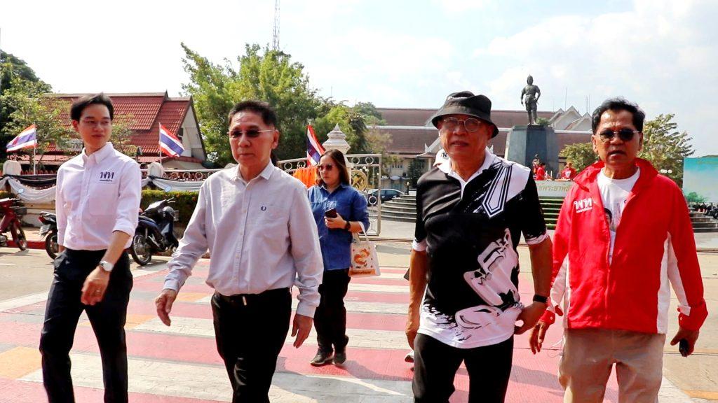 “ชาวอุตรดิตถ์ เรือนหมื่น” แห่ฟัง “ยศชนัน" แคนดิเดตนายกรัฐมนตรี พรรคเพื่อไทย ลงพื้นที่ช่วยผู้สมัคร สส.หาเสียงทั้ง 3 เขต (มีคลิป) 6 Image48 1