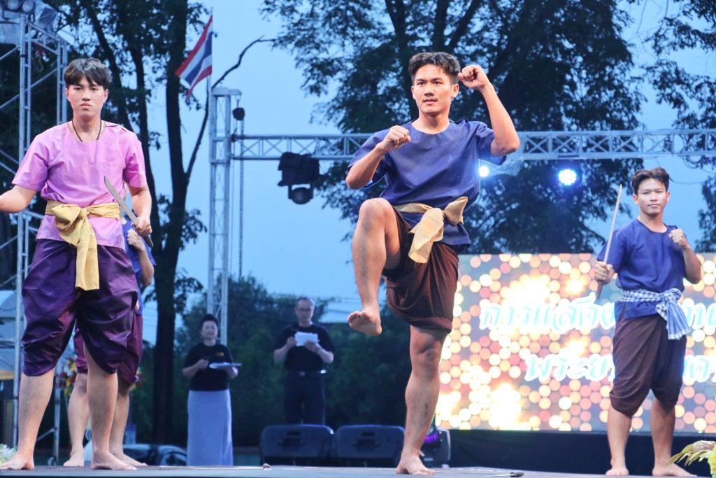 "สรพงษ์" รองผู้ว่าราชการจังหวัดอุตรดิตถ์ เปิดงาน "มหกรรมมวยไทยพระยาพิชัยดาบหัก" ชูมวยท่าเสา Soft Power ดึงเยาวชนร่วมสืบสานศิลปะการต่อสู้ 11 IMG 0125