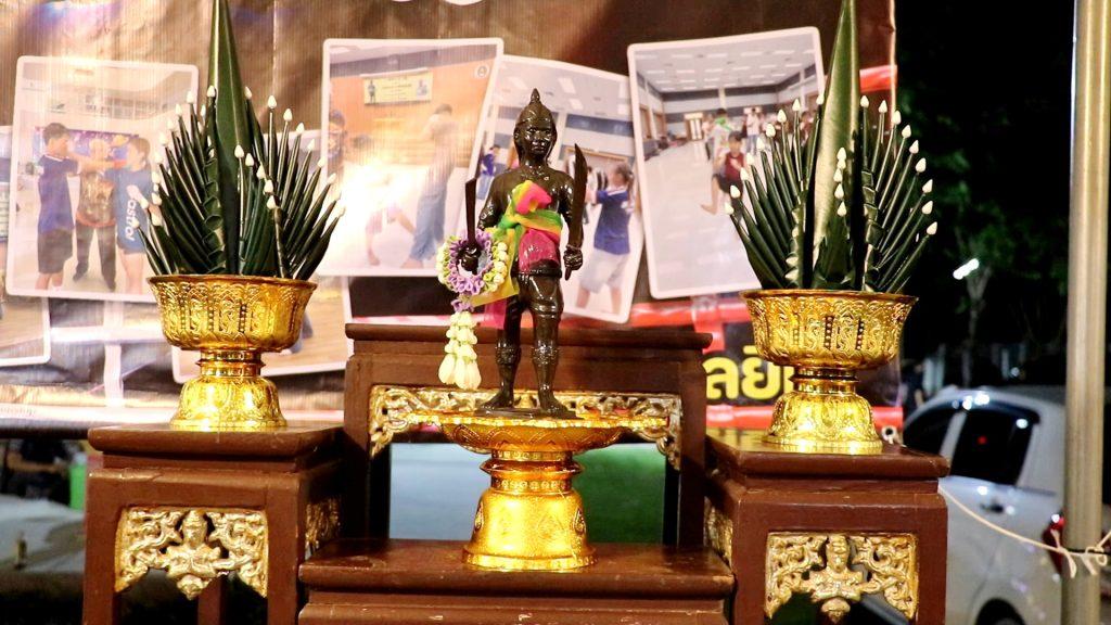 "สรพงษ์" รองผู้ว่าราชการจังหวัดอุตรดิตถ์ เปิดงาน "มหกรรมมวยไทยพระยาพิชัยดาบหัก" ชูมวยท่าเสา Soft Power ดึงเยาวชนร่วมสืบสานศิลปะการต่อสู้ 14 Image17 2