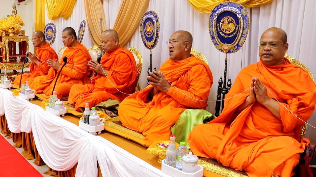"สันติ ผวจ.อุตรดิตถ์" แสดงมุทิตาจิต กำนัน-ผู้ใหญ่บ้าน แพทย์ประจำตำบล เกษียณอายุครบ 60 ปี พร้อมมอบโล่สร้างกำลังใจ อุทิศส่วนบุญให้ผู้ล่วงลับ 4 Image29