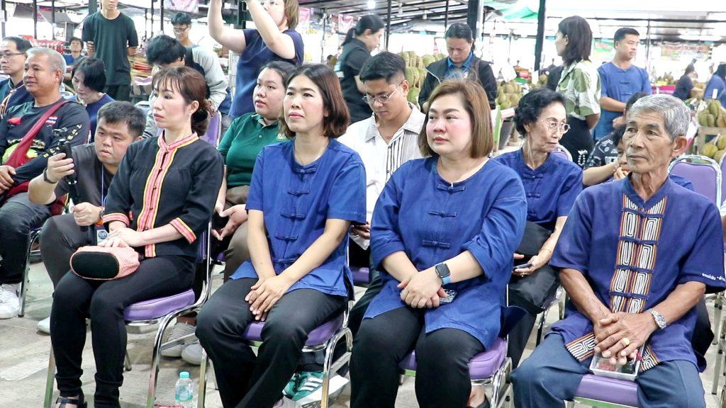 ผู้ว่า “สันติ” ชวนเที่ยวเทศกาลทุเรียนหลง-หลินลับแล 10-12 กรกฎาคมนี้ ผลไม้ GI สร้างชื่อเสียงให้จังหวัดอุตรดิตถ์ สร้างรายได้ให้กับชาวสวนปีละกว่า 1,000 ล้านบาท (มีคลิป) 10 Image10