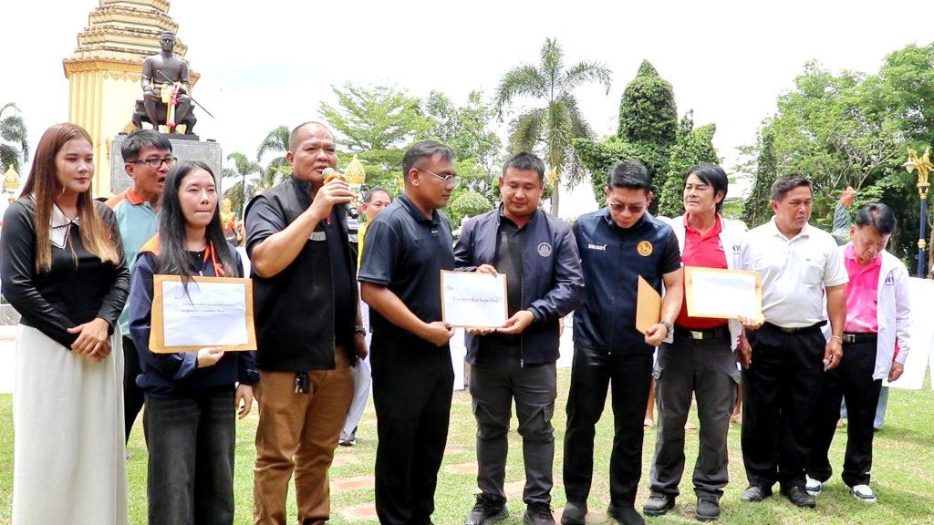 ปปท.ลุยตรวจโครงการพัฒนาบ้านเกิดพระยาพิชัย งบ 270 ล้าน งานคืบหน้า 70% ยังไม่พบการทุจริต เร่งผู้รับเหมาสางงาน 4 เดือนจบ ตัวแทน สส.รวี รับเรื่องช่วยติดตามงาน 34 Image38 1