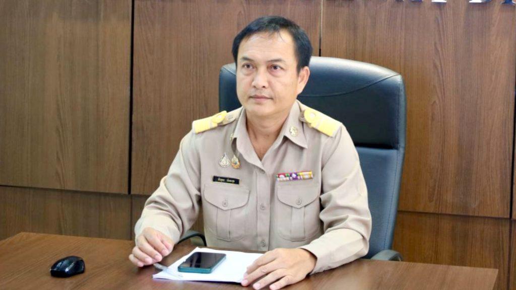 แขวงทางหลวงอุตรดิตถ์ ปรับภูมิทัศน์วงเวียนวังสีสูบ “จุดแลนด์มาร์ค์” โชว์อัตลักษณ์จังหวัด วิศวกรรมทางหลวง นำผลไม้ยักษ์ ลางสาด ลองกอง ทุเรียนหลง-หลินลับแล สัปรดห้วยมุ่นและดาบน้ำพี้ ส่งเสริมการท่องเที่ยว 21 Image13