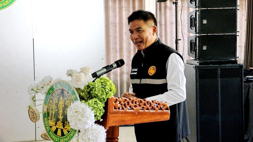ชาวลับแลยิ้ม! ดร.รวีวรรณ ปลัดกระทรวงทรัพย์ฯ มอบสมุดดิจิทัลรับรองสิทธิทำกินแห่งแรกในพื้นที่ป่าไม้ถาวร แก่ชาวตำบลแม่พูล 370 ราย 496 แปลง กว่า 2,054 ไร่ พร้อมต้นไม้มีค่าอีก 13 ชนิด ยกระดับคุณภาพชีวิต อนุรักษ์ ฟื้นฟูสภาพป่า 12 Image47